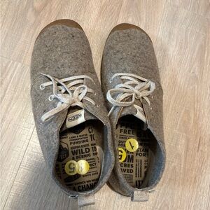 Keen Taupe Wool Lace-Up Sneakers